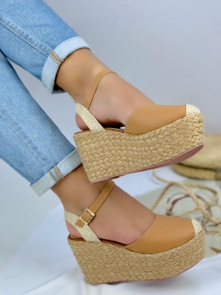 Plataformas en Raffia