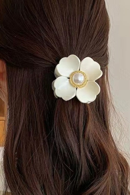 Pearls Floral Hair Claw Clip