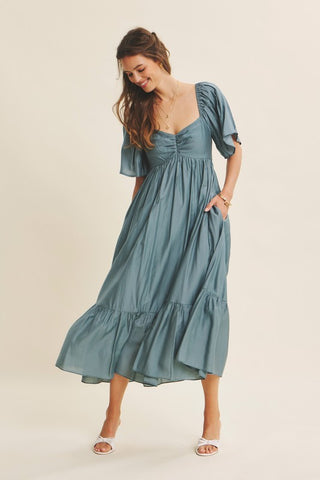 Sweetheart Lightweight Smocked Midi Dress