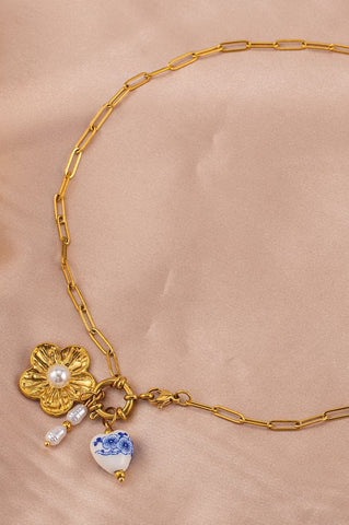 18k Stainless Steel Tarnish Free Flower Necklace