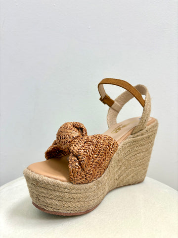 Plataforma Raffia Dewoman