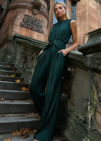 Sleeveless Cf Buckle Waisted Pleated Jumpsuit