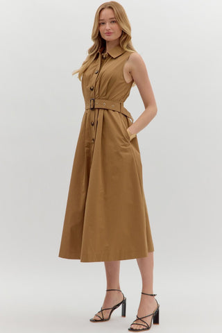 Solid sleeveless pleated midi dress
