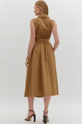 Solid sleeveless pleated midi dress