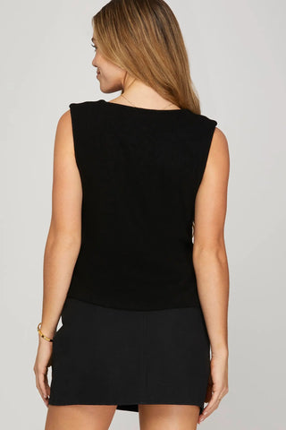 SLEEVELESS GOLD BUTTONED KNIT VEST