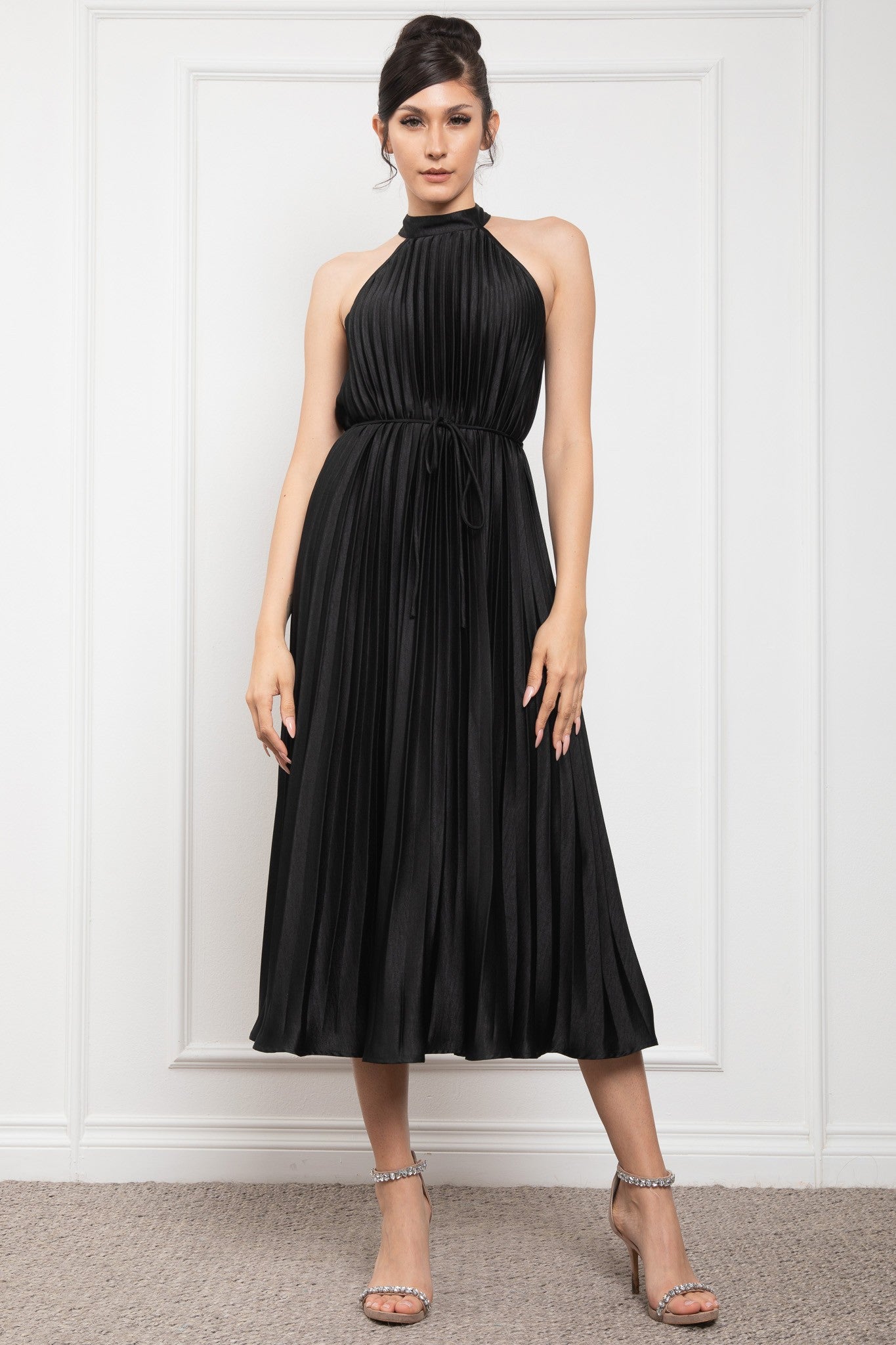 Pleated Halter Neck Midi Dress