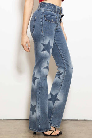 Mid rise belted boot cut w/star shape discharge