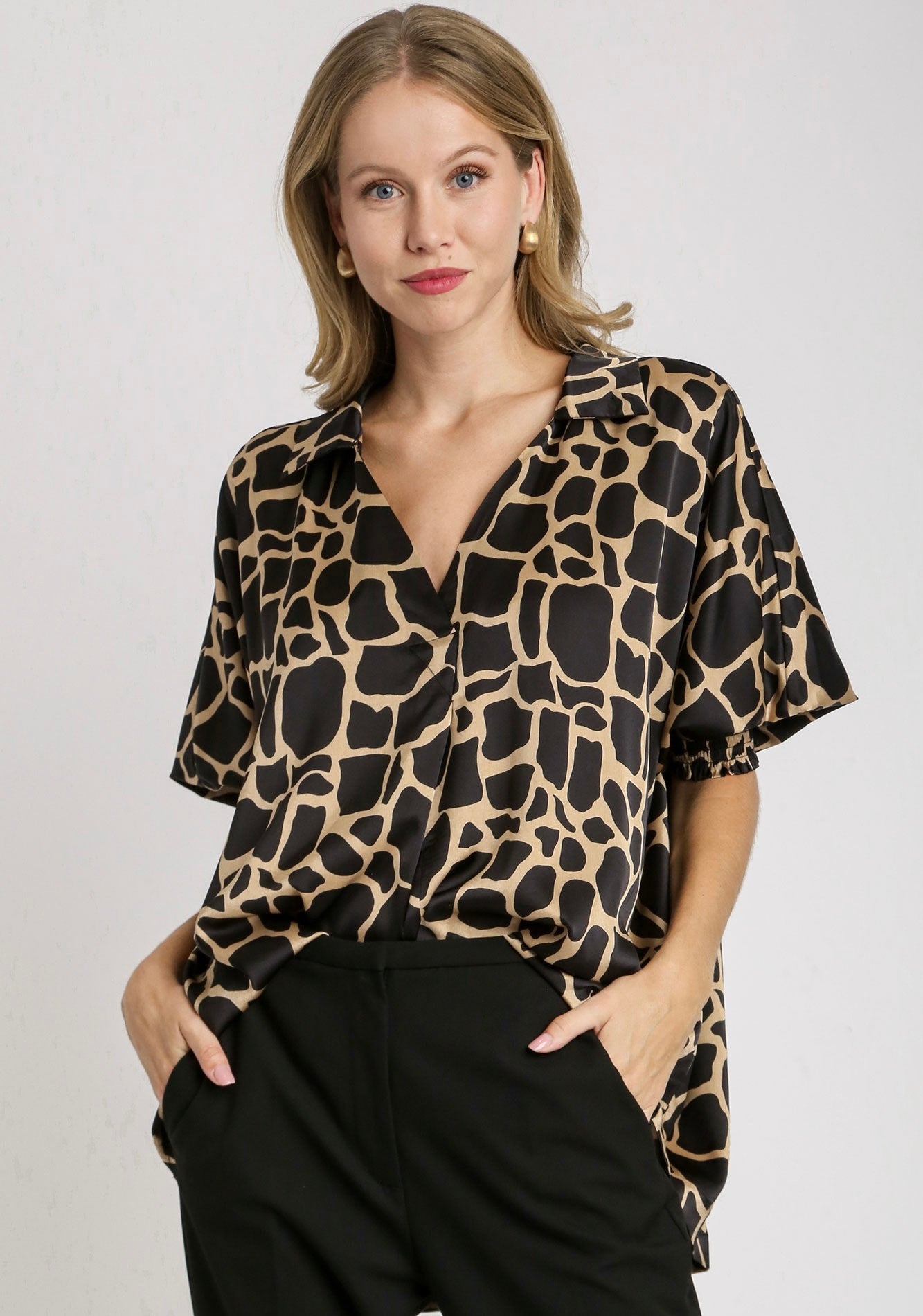 Satin Two Tone Giraffe Print Boxy Cut Oversized Collared Shirt