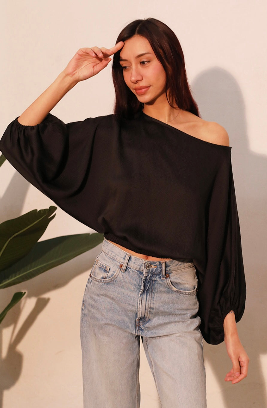 Hammered Satin Boat Neck Balloon Top