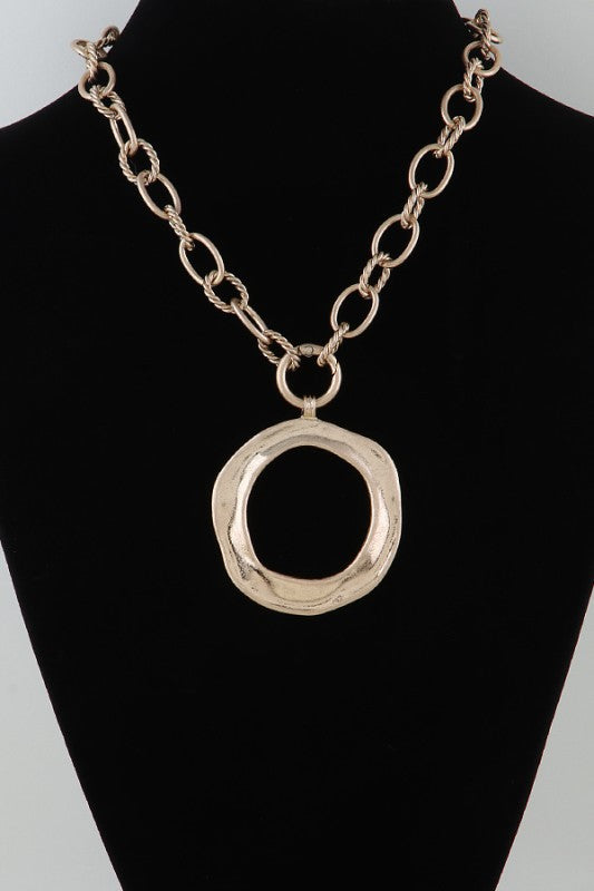Hammered Loop Link Chain Necklace