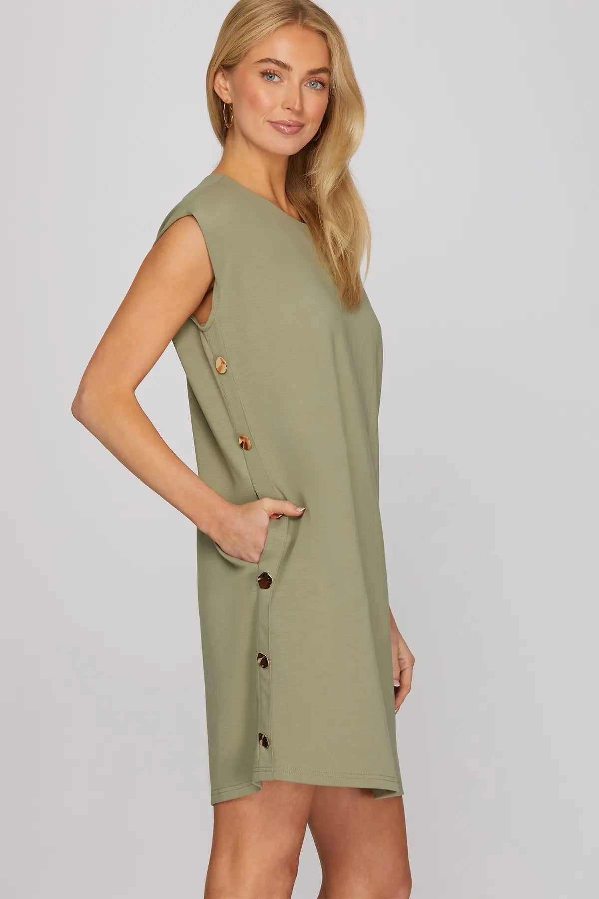 SLEEVELESS SIDE BUTTONED KNIT MINI DRESS WITH POCKETS