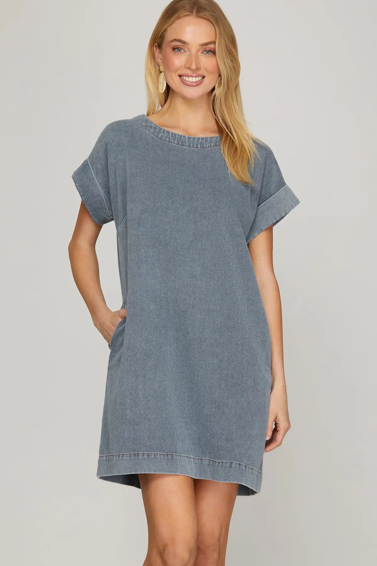 SHORT DROP SLEEVE WOVEN WASHED DENIM BACK BUTTONED MINI DRESS WITH POCKETS
