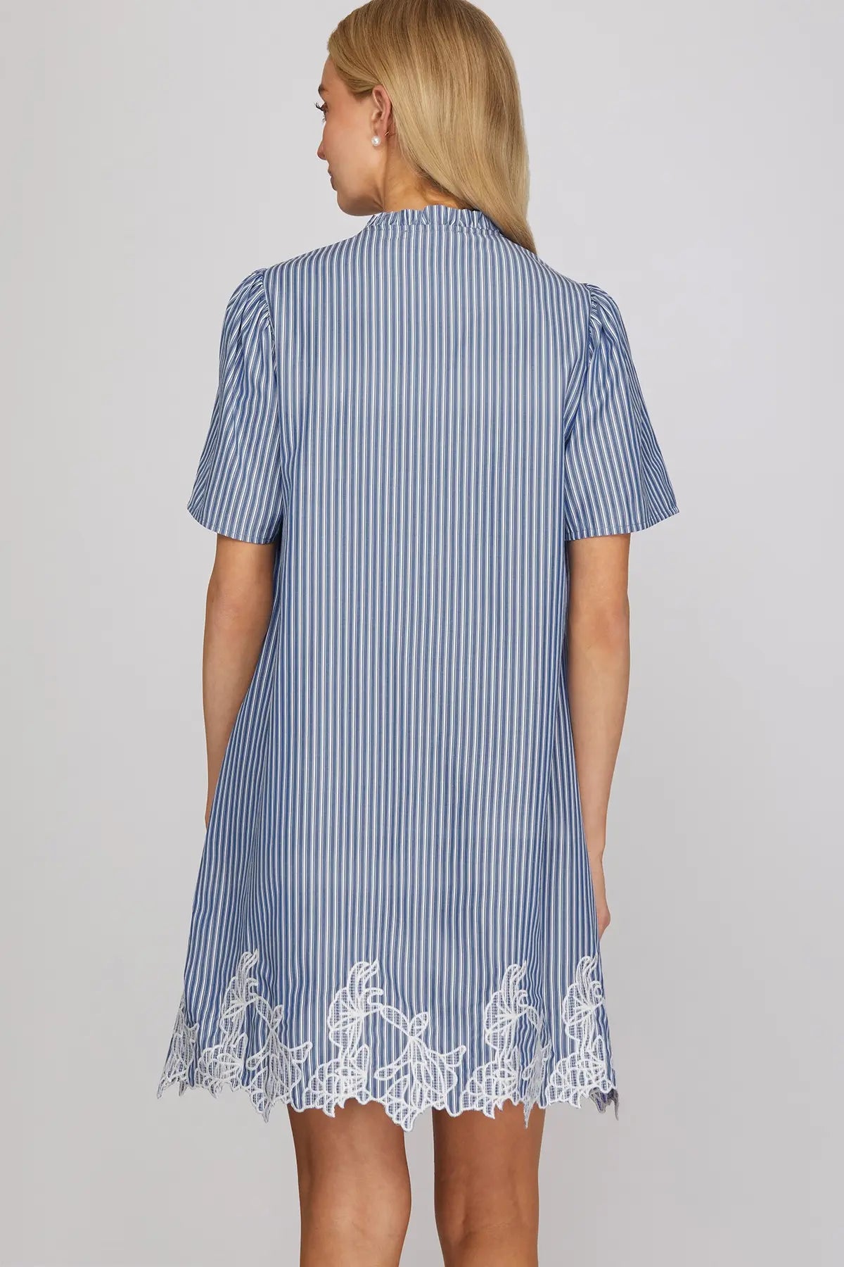 SHORT SLEEVE WOVEN STRIPED EMBROIDERED HEM MINI DRESS WITH POCKETS