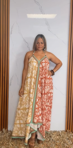 A printed woven midi scarf dress