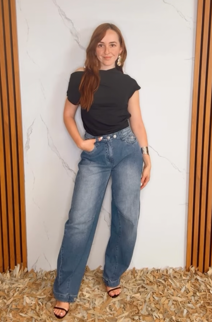 Two Button Waist Baggy Barrel Jeans