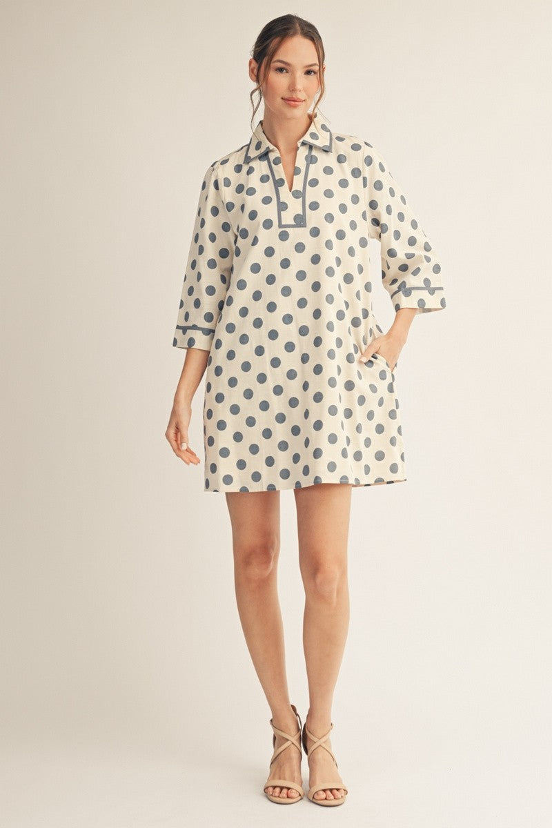 3/4 sleeves polka dot woven dress with side pockets.