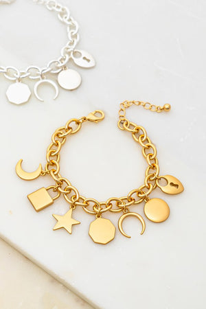 Chunky chain bracelet with various charms