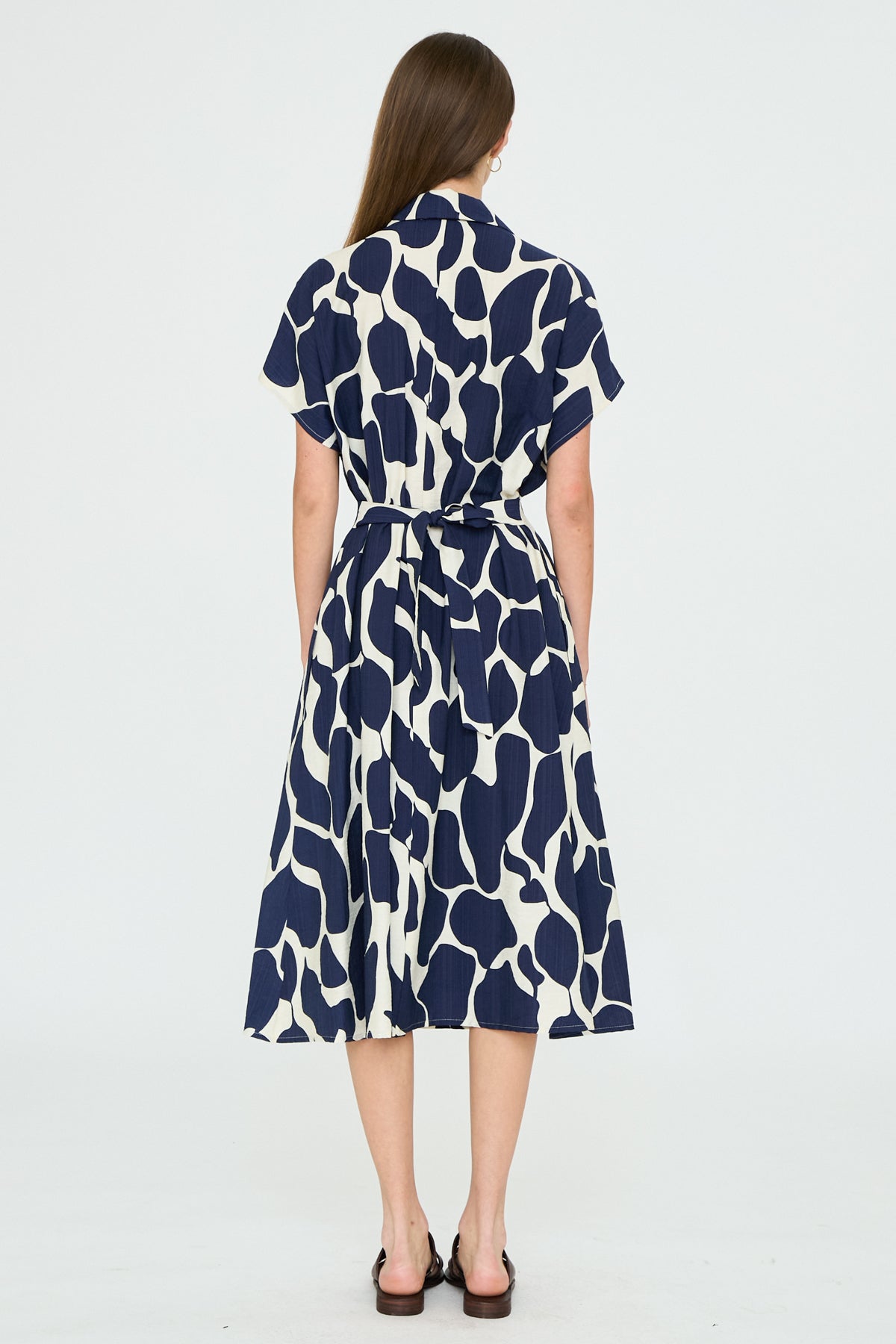 Abstract print collared button down midi dress