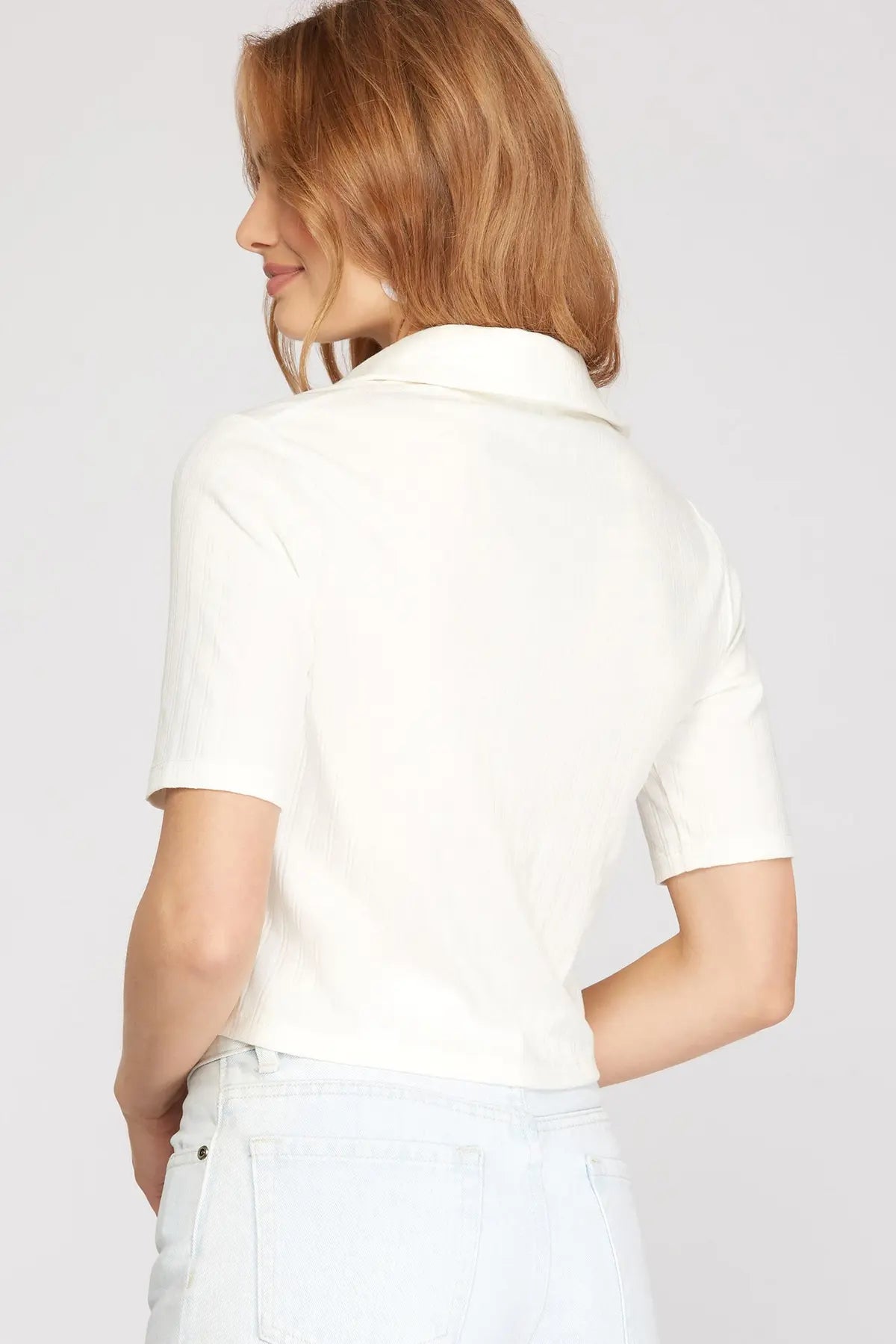 HALF SLEEVE COLLARED KNIT CROP TOP