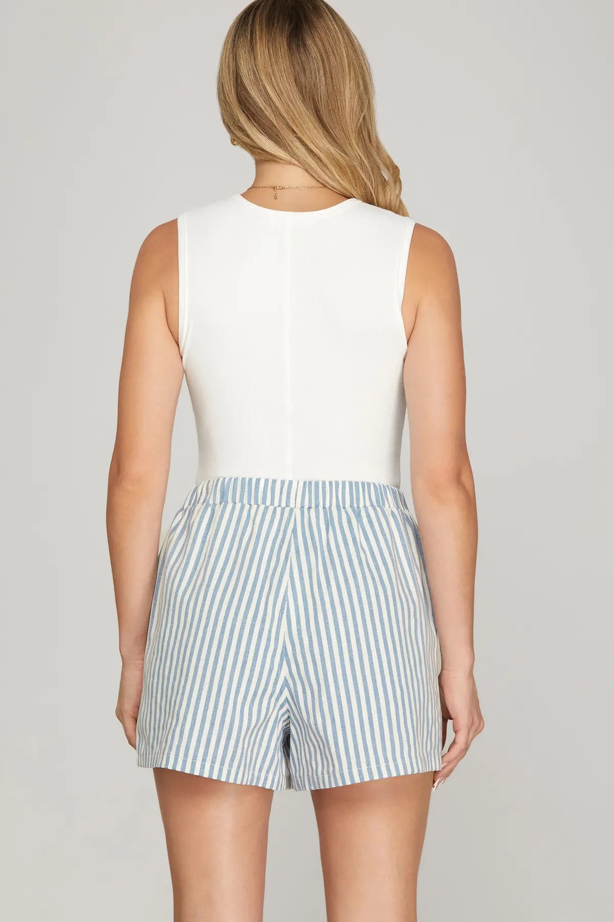 WOVEN STRIPED SHORTS WITH ELASTIC WAISTBAND AND POCKETS