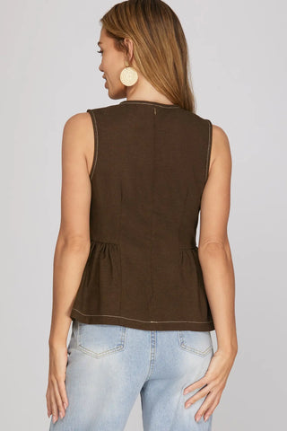 SLEEVELESS PEPLUM BACK ZIP TOP