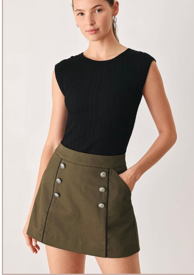 Solid Woven Skort