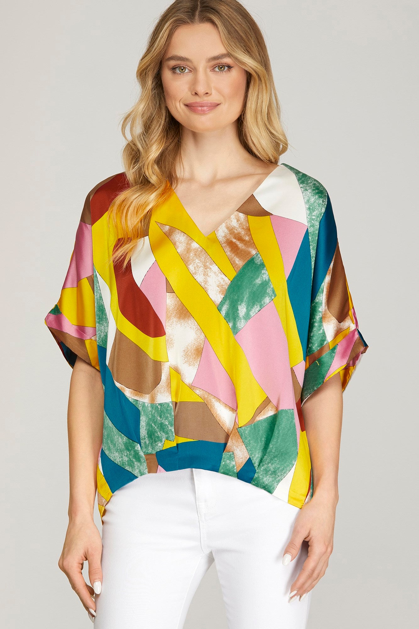 SHORT SLEEVE V NECK PRINT SATIN TOP