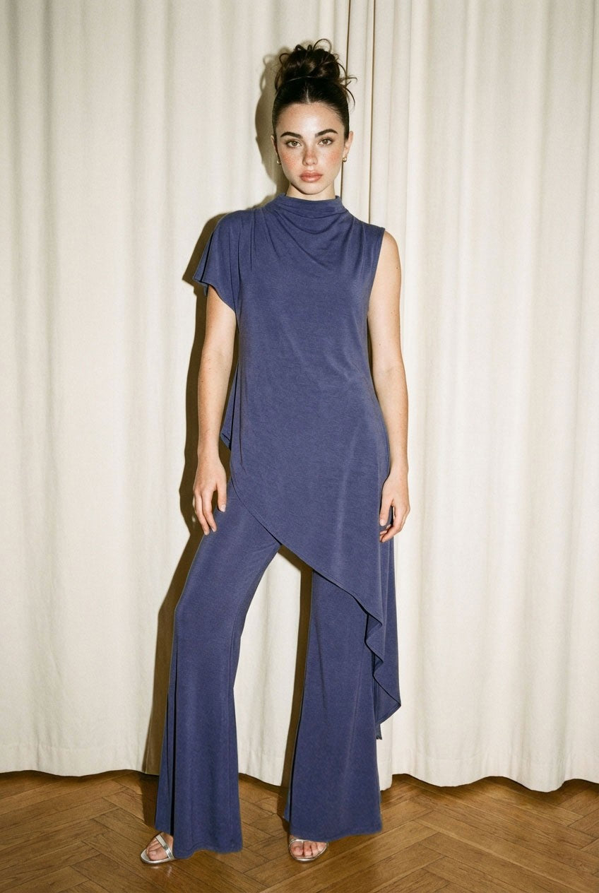 Cascade Asymmetric Draped Set
