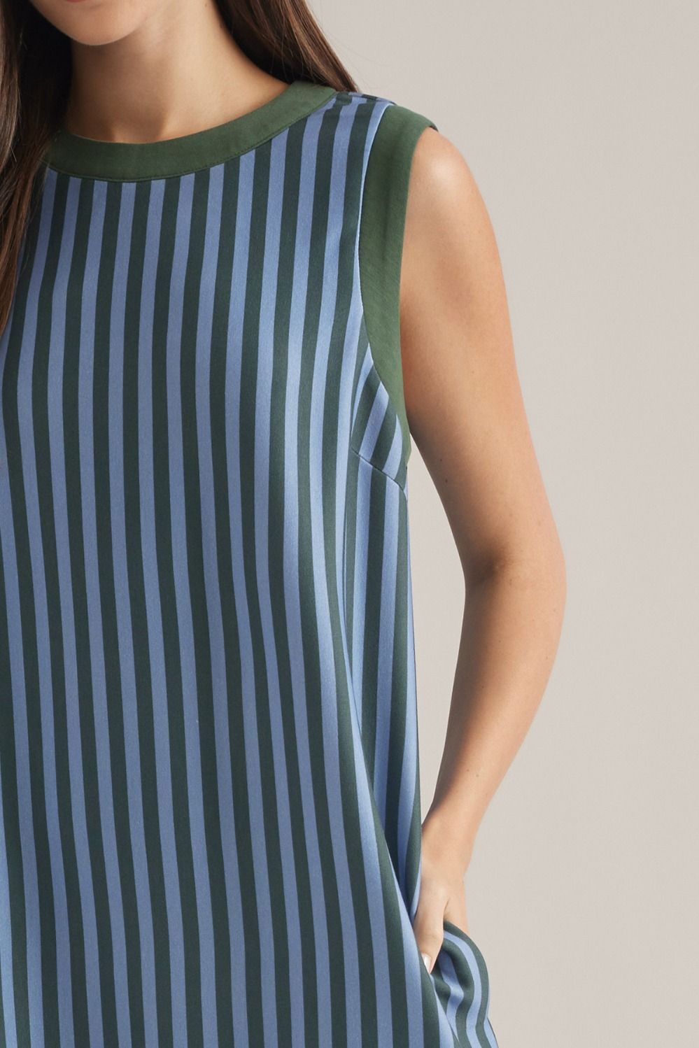 Stripe sleeveless mini dress featuring contrast trim