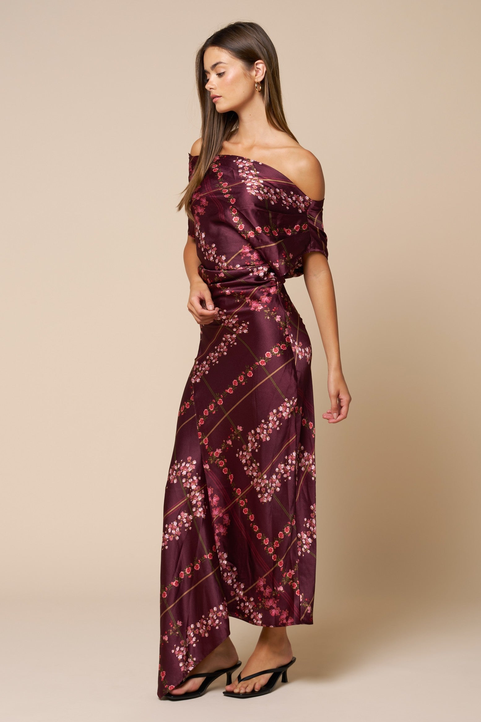 Off-shoulder Floral Maxi Dress