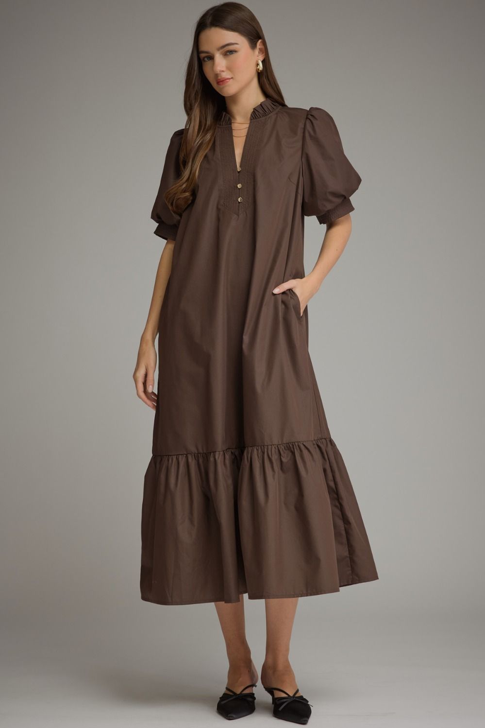 Solid short puff sleeve midi dress