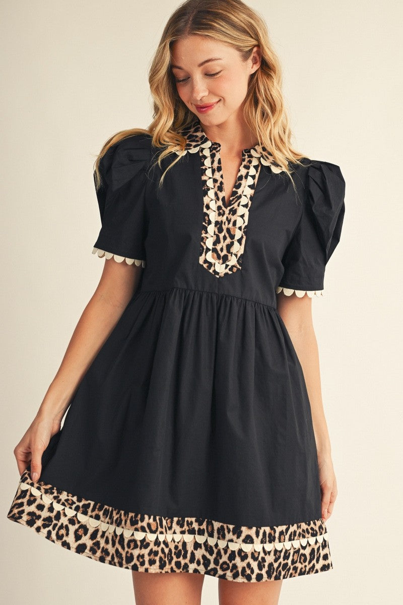 Puff shoulder short sleeves notched v neck dress