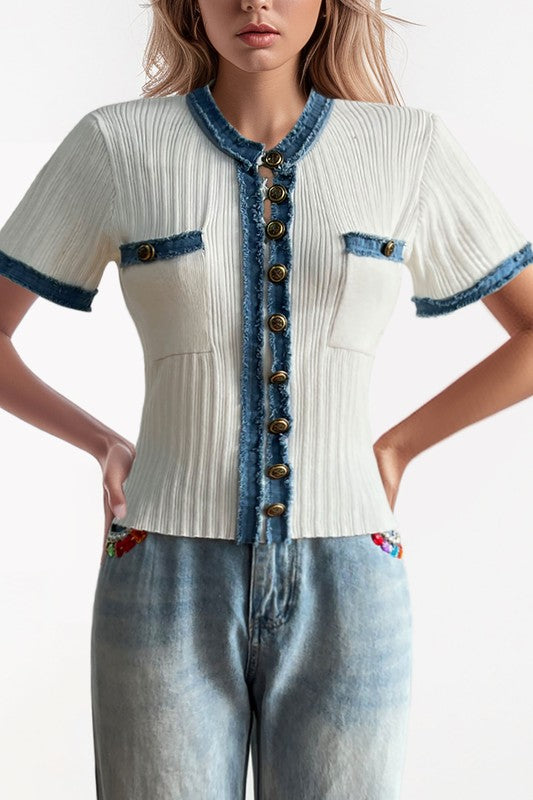 BUTTON DOWN KNITTED BLOUSE