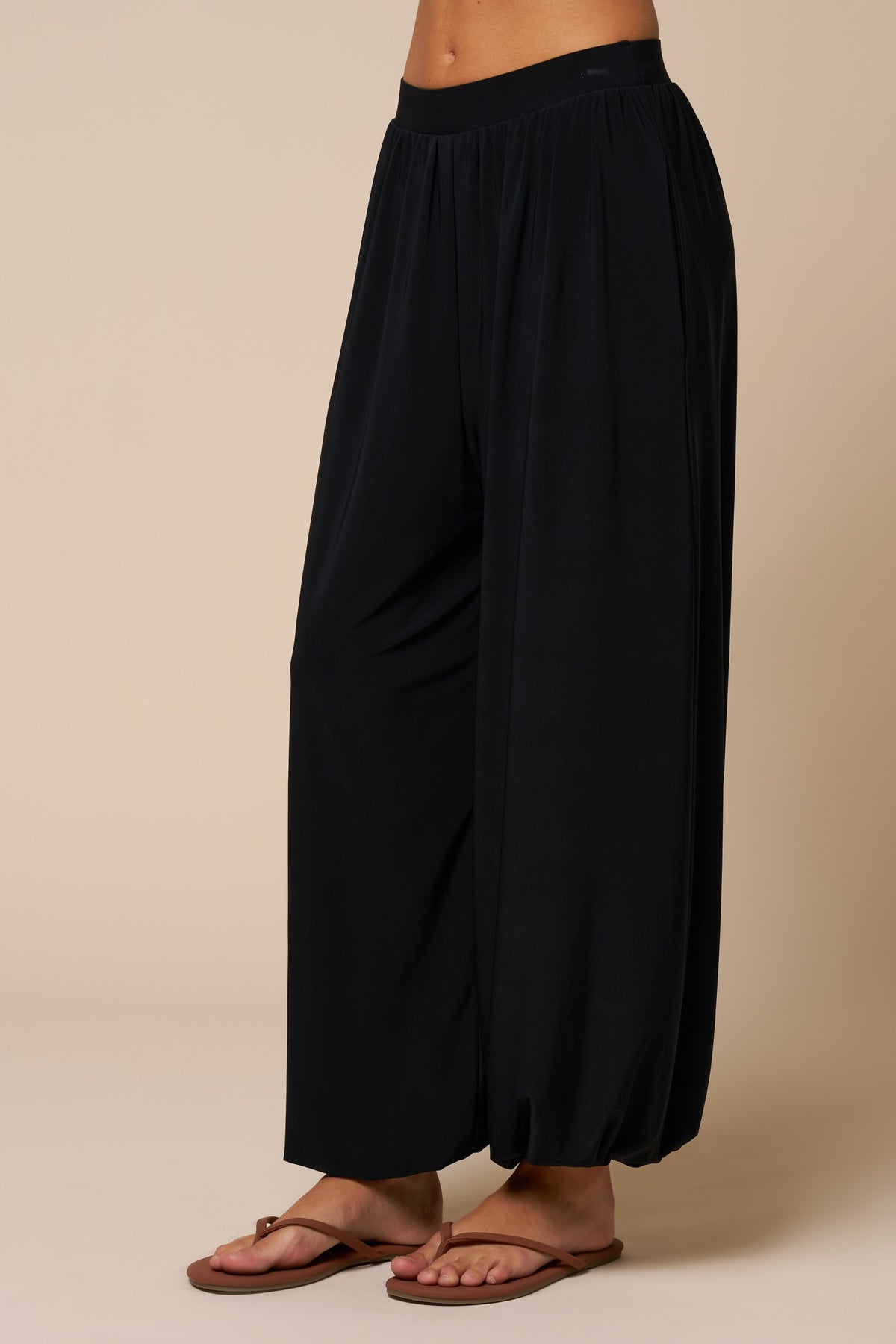 Relax Fit Balloon Pants