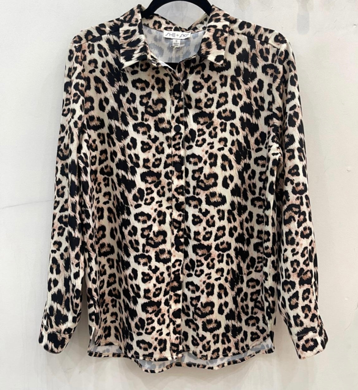 Long Sleeve Leopard Printed Shirts