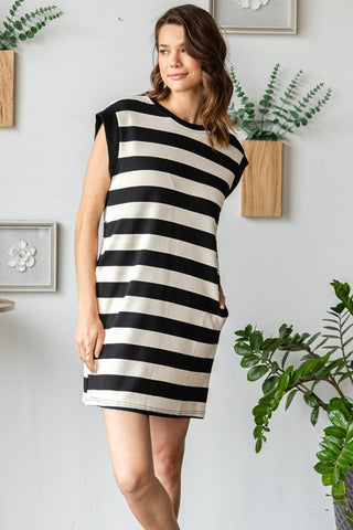 Bold Stripe Texture Knit Pullover Short Dress