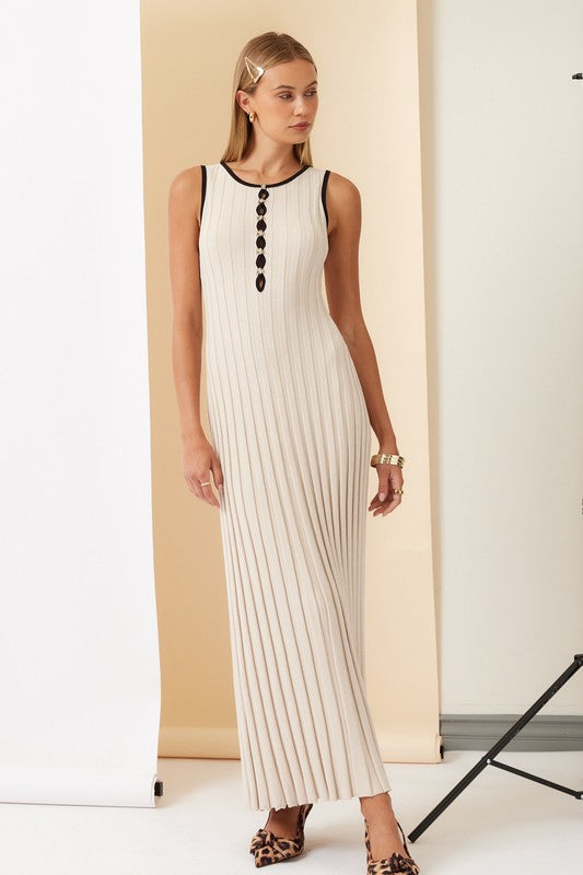 Ribbed Knit Contrast Maxi Dress