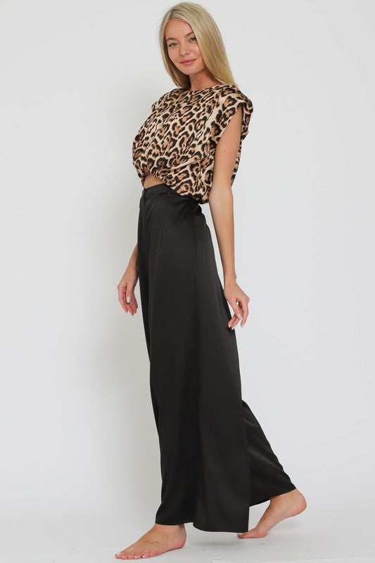 SHOULDER PAD TOP AND HIGH WAISTED LONG PANTS SET