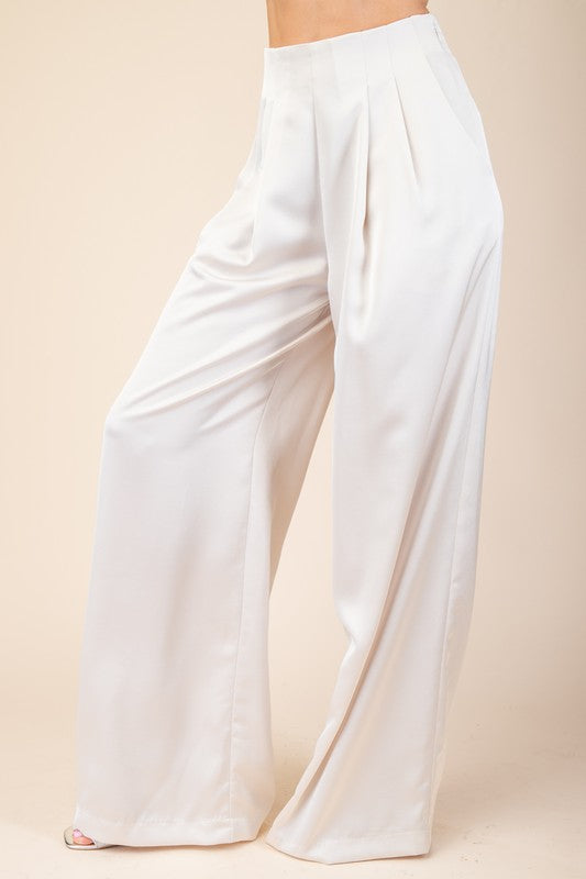 So Fine Pleated High-Waisted Wide Pants