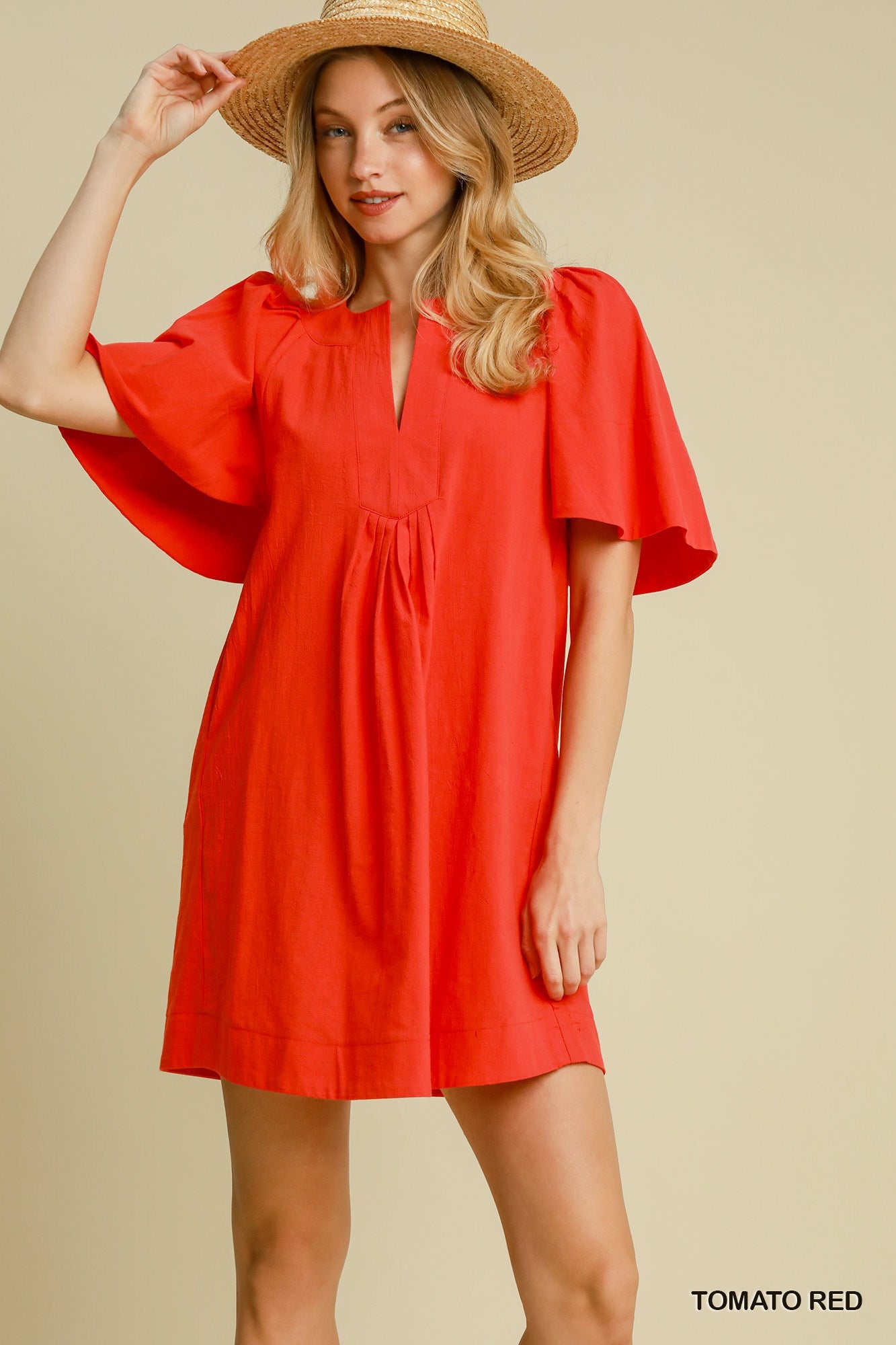 Notched Neckline Pleated Dress & Side Pockets