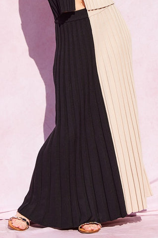 Two Tone Ribbed Knit Maxi Skirt
