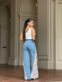 DENIM PANTS WITH LACE FLOWER SIDE DETAIL