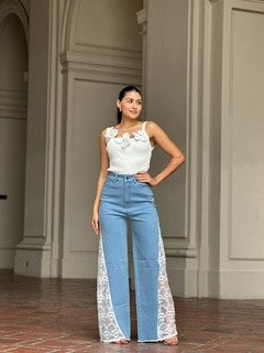 DENIM PANTS WITH LACE FLOWER SIDE DETAIL