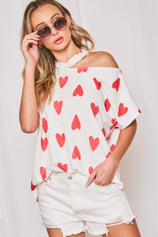 CUTOUT SHOULDER HEART PATTERN TOP