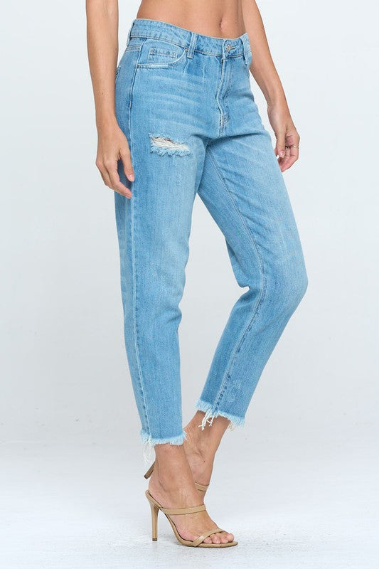 MID WAISTED SLIM TAPERED JEANS